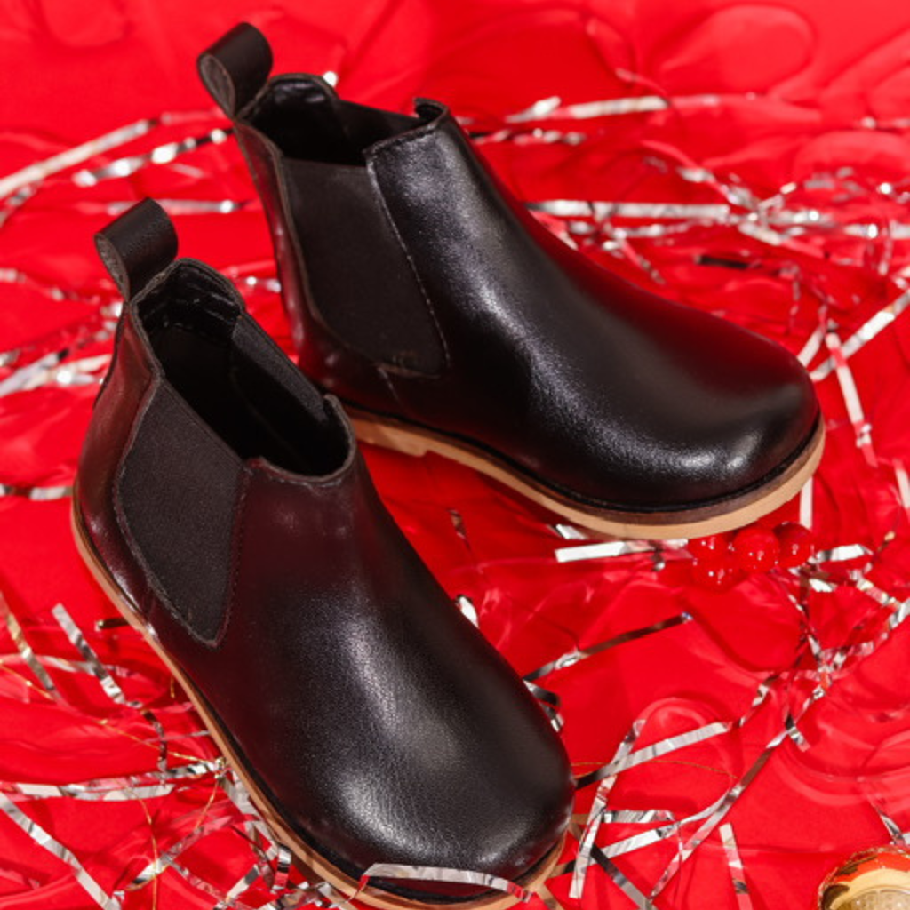 Black Chelsea Boots
