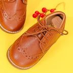 Tan- lace up shoes