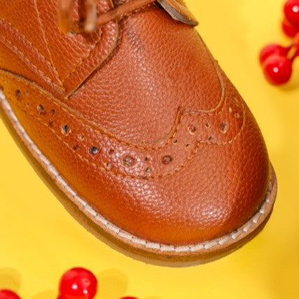 Tan- lace up shoes