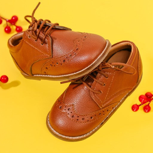 Tan- lace up shoes